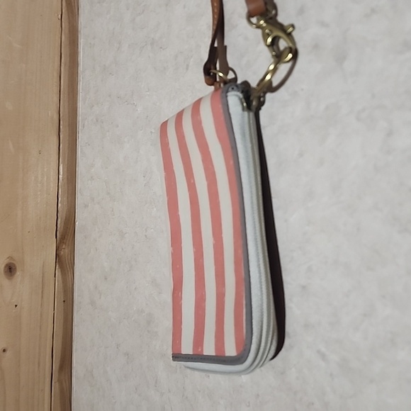 Fossil Wristlet card holder waller - Picture 6 of 7